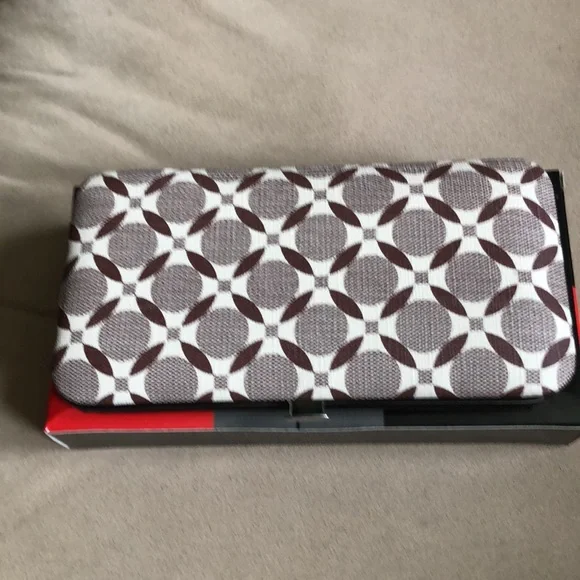 - Manicure Set - Picture 7 of 7